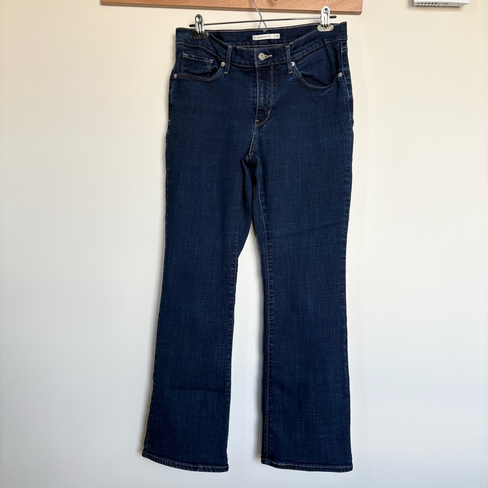Levi’s Classic Bootcut Dark Wash Denim Jeans Size 30
